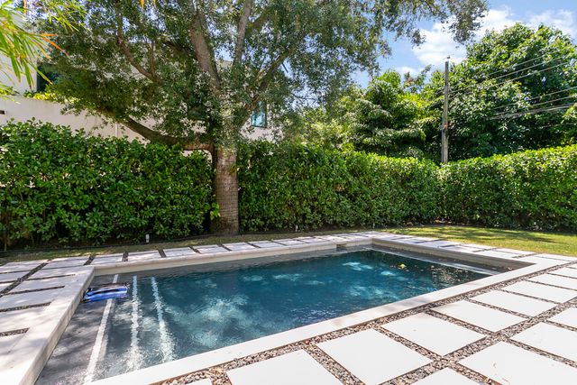 7700 SW 53rd Court, Miami, FL 33143