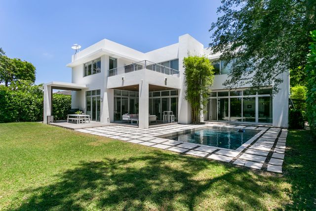 7700 SW 53rd Court, Miami, FL 33143