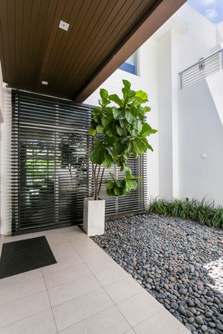 7700 SW 53rd Court, Miami, FL 33143
