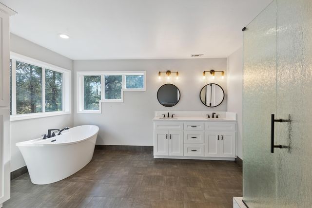 3563 NW McCready Drive, Bend, OR 97703