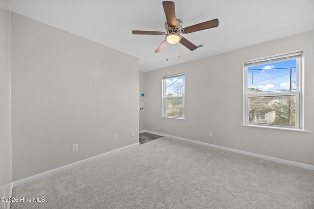 1004 S 8th Street, Wilmington, NC 28401