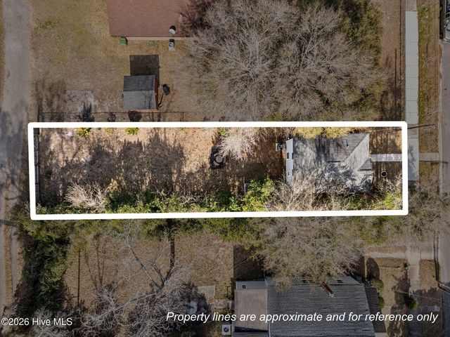 1004 S 8th Street, Wilmington, NC 28401