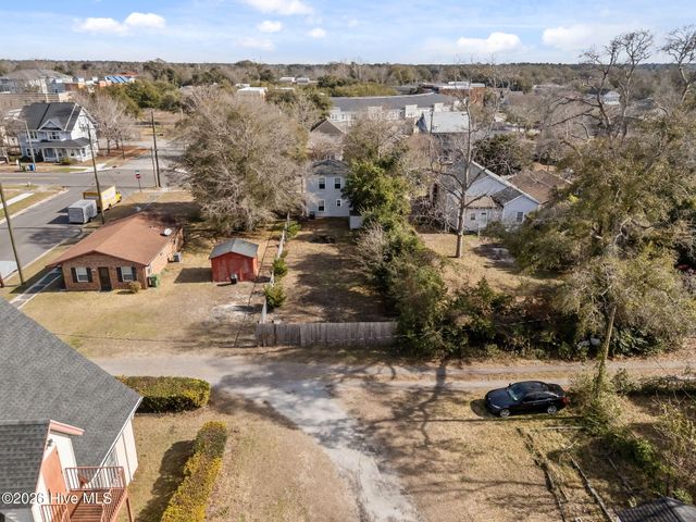 1004 S 8th Street, Wilmington, NC 28401