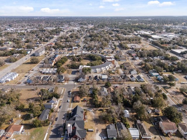 1004 S 8th Street, Wilmington, NC 28401