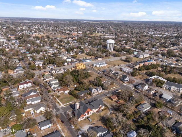 1004 S 8th Street, Wilmington, NC 28401