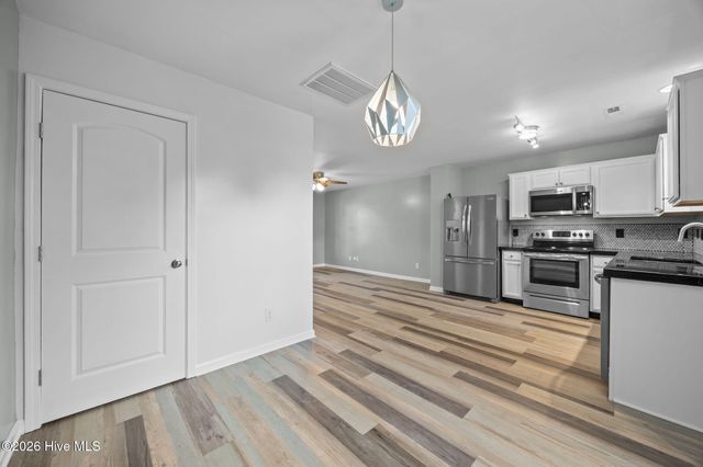 1004 S 8th Street, Wilmington, NC 28401