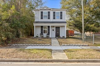1004 S 8th Street, Wilmington, NC 28401