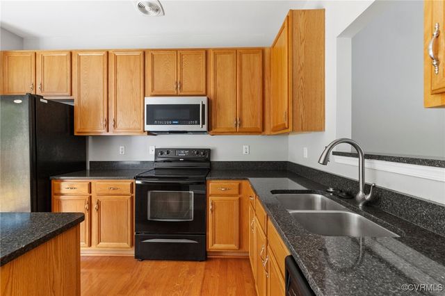2409 Silver Lake Ter, Midlothian, VA 23112