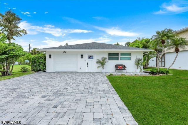 4465 Mariner RD, Bonita Springs, FL 34134
