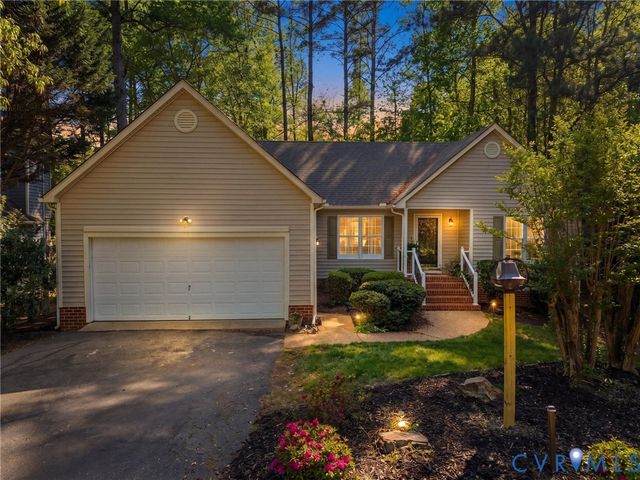 13805 Long Cove Ct, Midlothian, VA 23112