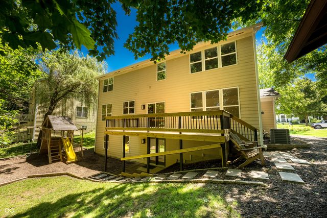 8508 Weaver Woods, Fishers, IN 46038