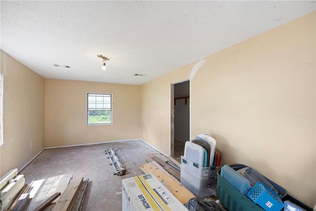 128 Collins Farm Road, Dover, AR 72837