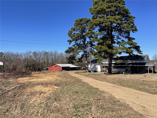 128 Collins Farm Road, Dover, AR 72837