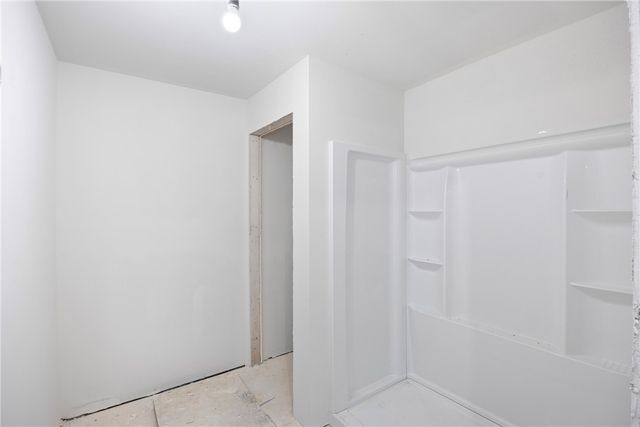 128 Collins Farm Road, Dover, AR 72837