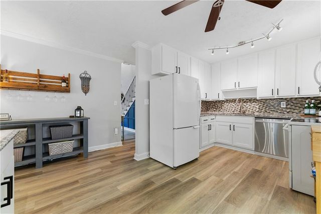 3672 Stoney View Drive, Marietta, GA 30062