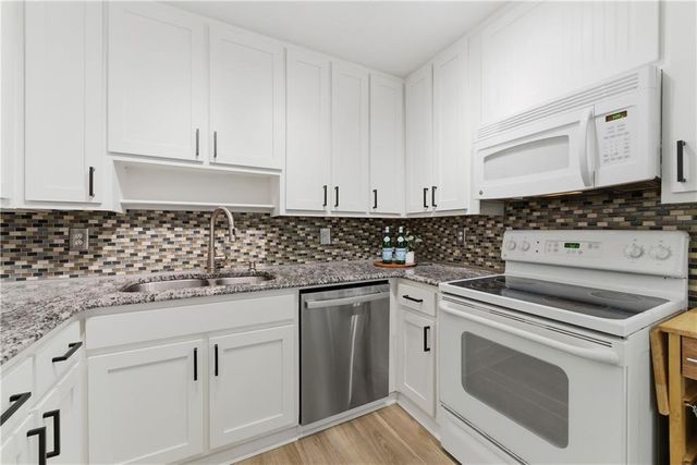 3672 Stoney View Drive, Marietta, GA 30062