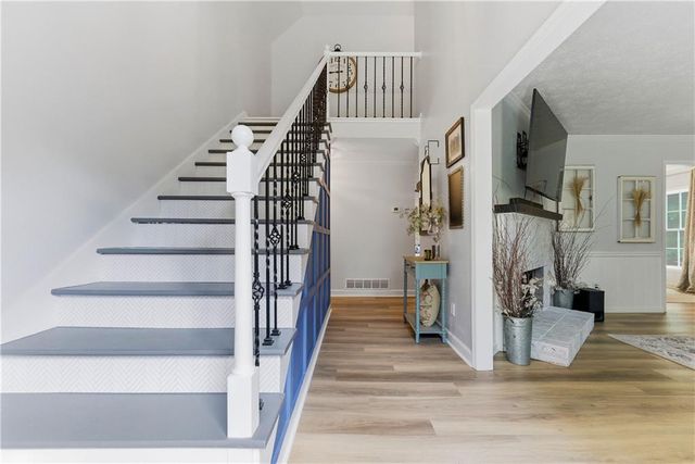 3672 Stoney View Drive, Marietta, GA 30062