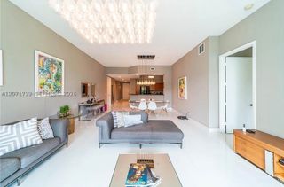 14951 Royal Oaks Ln 102, North Miami, FL 33181