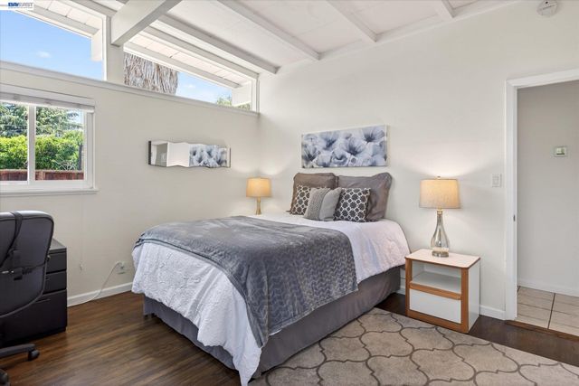 1202 N P St, Livermore, CA 94551