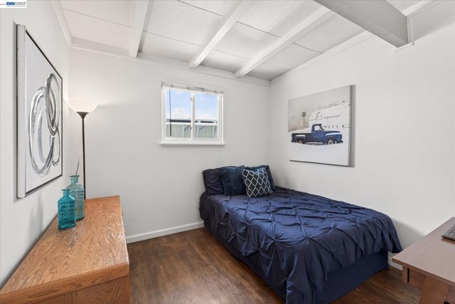 1202 N P St, Livermore, CA 94551