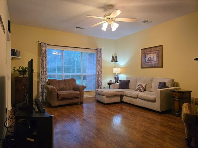 85 AUSTIN CIR, Oakland, TN 38060