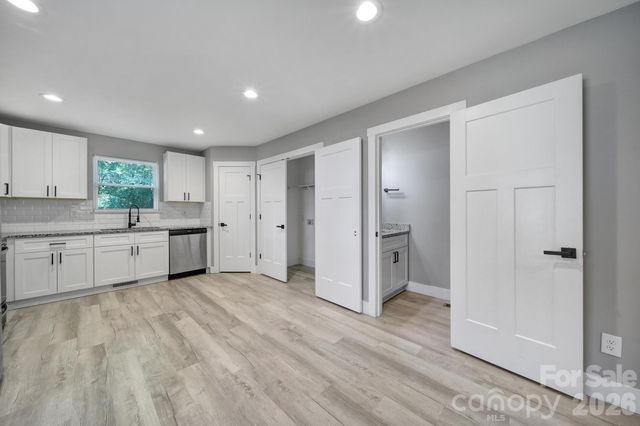 108-110 Carpenter Street, Lincolnton, NC 28092