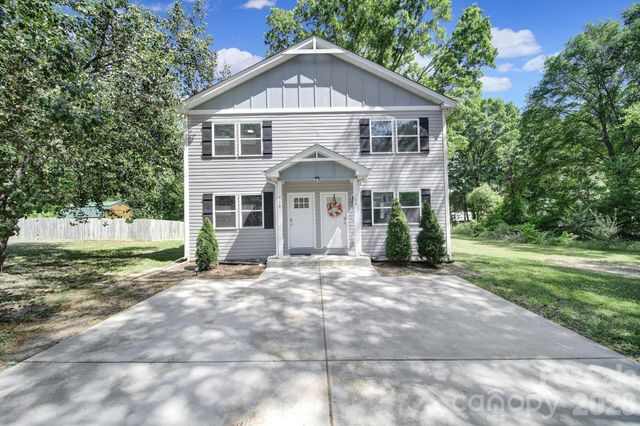 108-110 Carpenter Street, Lincolnton, NC 28092