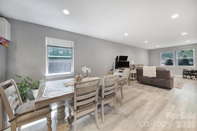 108-110 Carpenter Street, Lincolnton, NC 28092