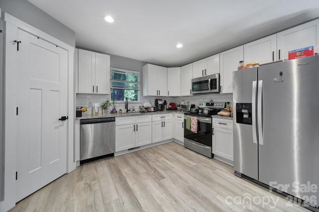 108-110 Carpenter Street, Lincolnton, NC 28092