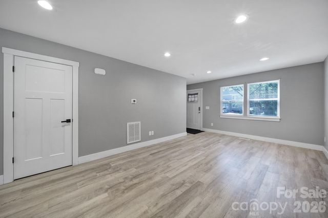 108-110 Carpenter Street, Lincolnton, NC 28092