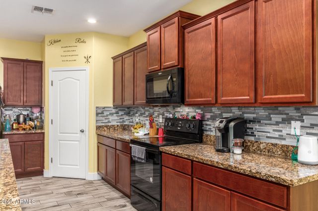 24649 W SHERATON Lane, Buckeye, AZ 85326