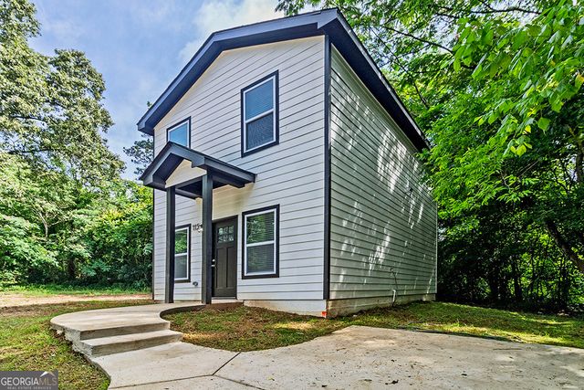 2741 Village Green Drive, Macon, GA 31206
