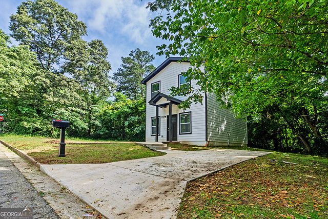 2741 Village Green Drive, Macon, GA 31206