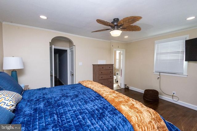 5714 DREXEL RD, Philadelphia, PA 19131