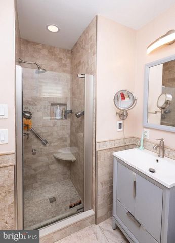 5714 DREXEL RD, Philadelphia, PA 19131