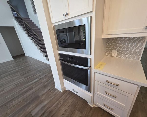 3015 Harbor Spring Way, Manvel, TX 77578