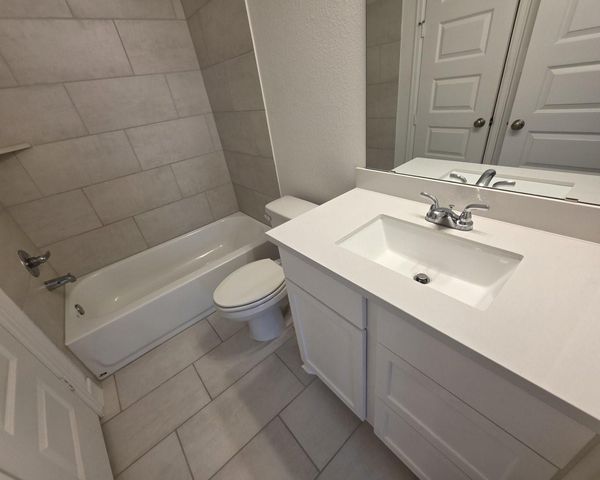 3015 Harbor Spring Way, Manvel, TX 77578