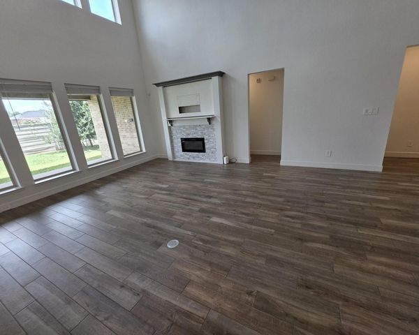 3015 Harbor Spring Way, Manvel, TX 77578