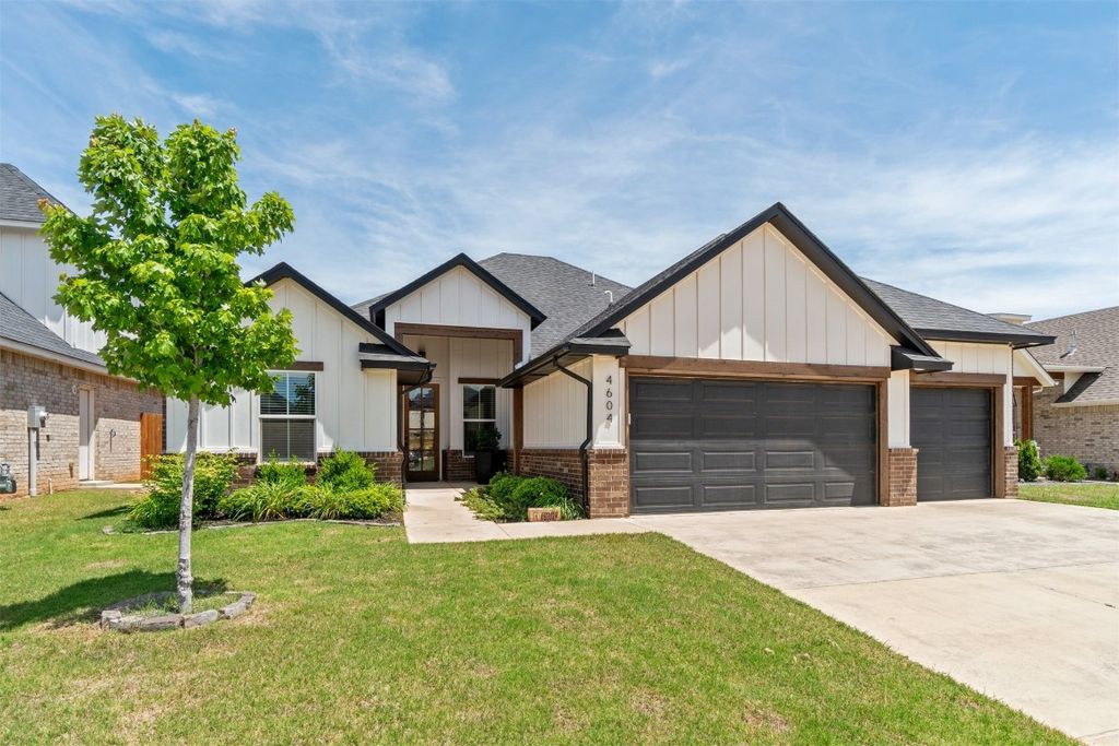 4604 Olivera Street, Mustang, OK 73064