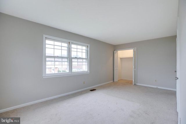 322 CLAY ST, Fredericksburg, VA 22408