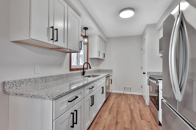 1017 Livingston Avenue, West Saint Paul, MN 55118