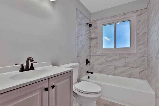 1017 Livingston Avenue, West Saint Paul, MN 55118