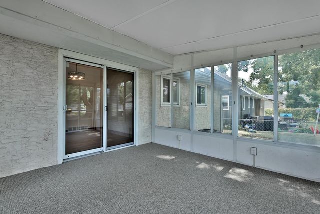 1017 Livingston Avenue, West Saint Paul, MN 55118