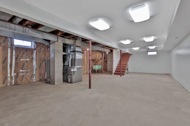 1017 Livingston Avenue, West Saint Paul, MN 55118