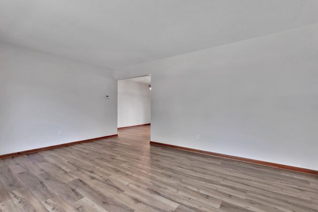 1017 Livingston Avenue, West Saint Paul, MN 55118