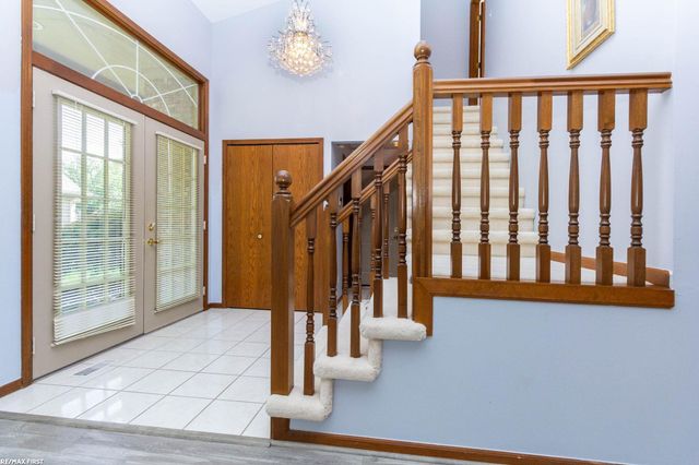 42857 Christina Drive 118, Sterling Heights, MI 48313