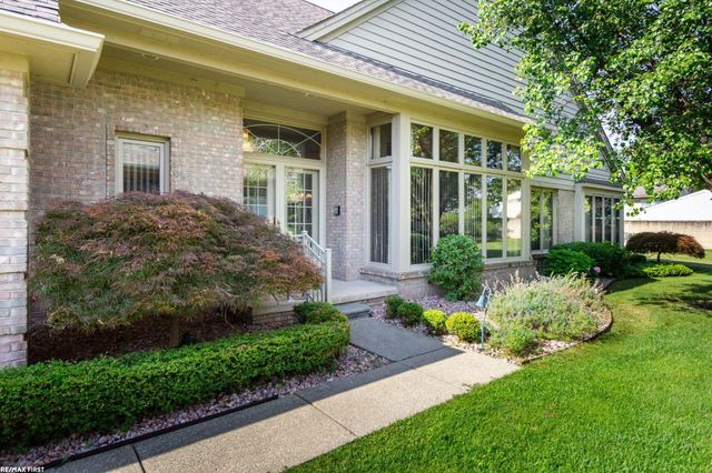 42857 Christina Drive 118, Sterling Heights, MI 48313