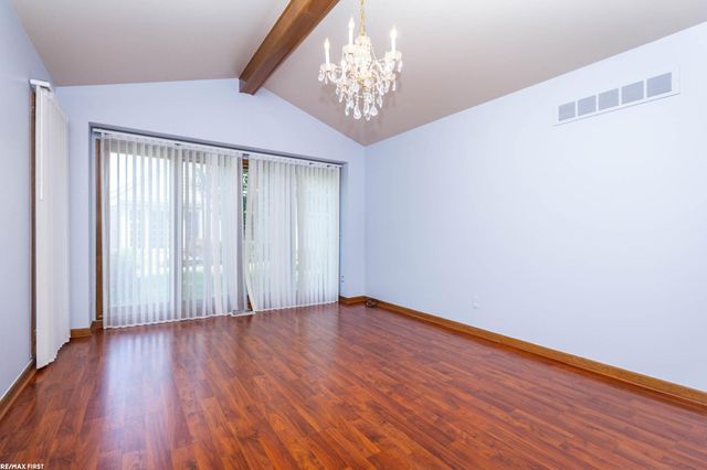 42857 Christina Drive 118, Sterling Heights, MI 48313