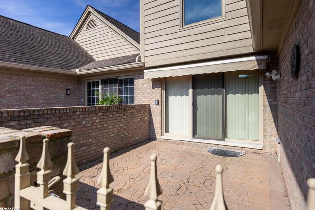 42857 Christina Drive 118, Sterling Heights, MI 48313