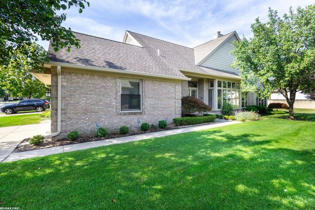 42857 Christina Drive 118, Sterling Heights, MI 48313